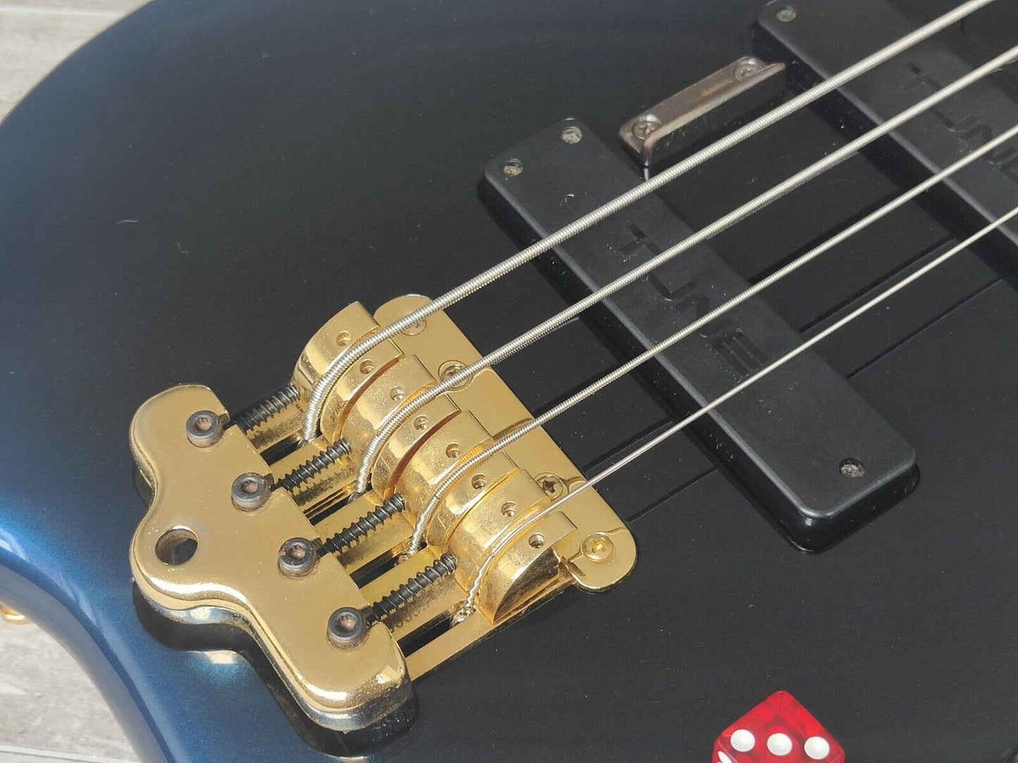 TUNE Korea TWX Active Bass Guitar (Blue)