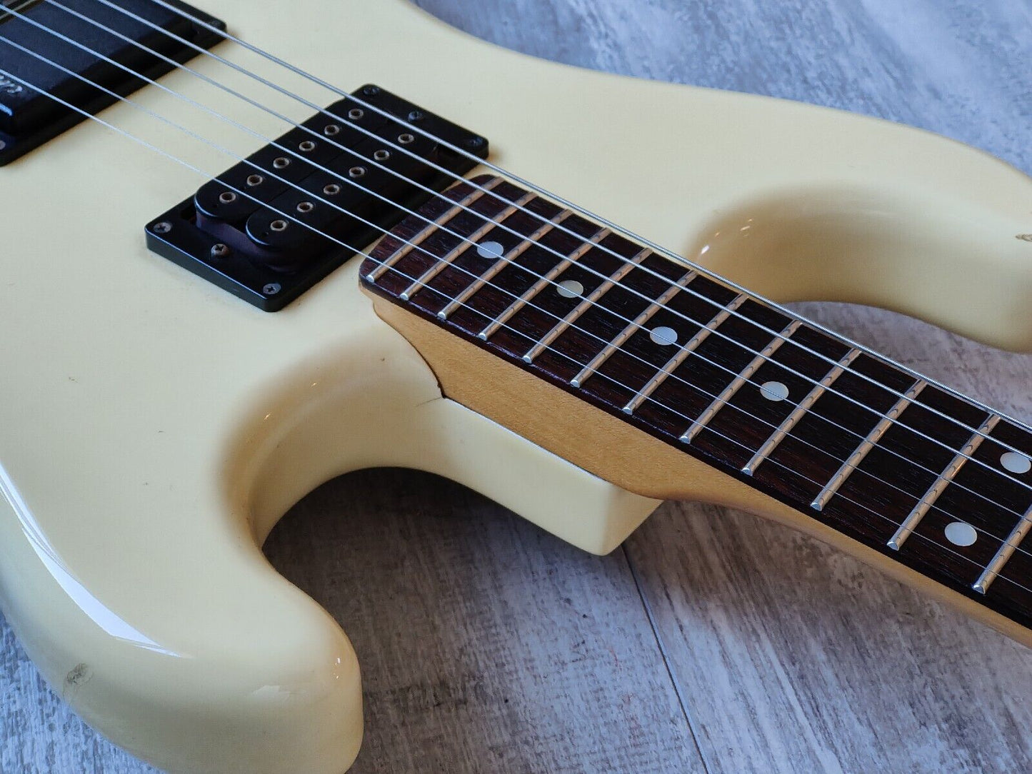 1985 Kramer Japan JK2000 Superstrat w/Floyd Rose (Aged White)