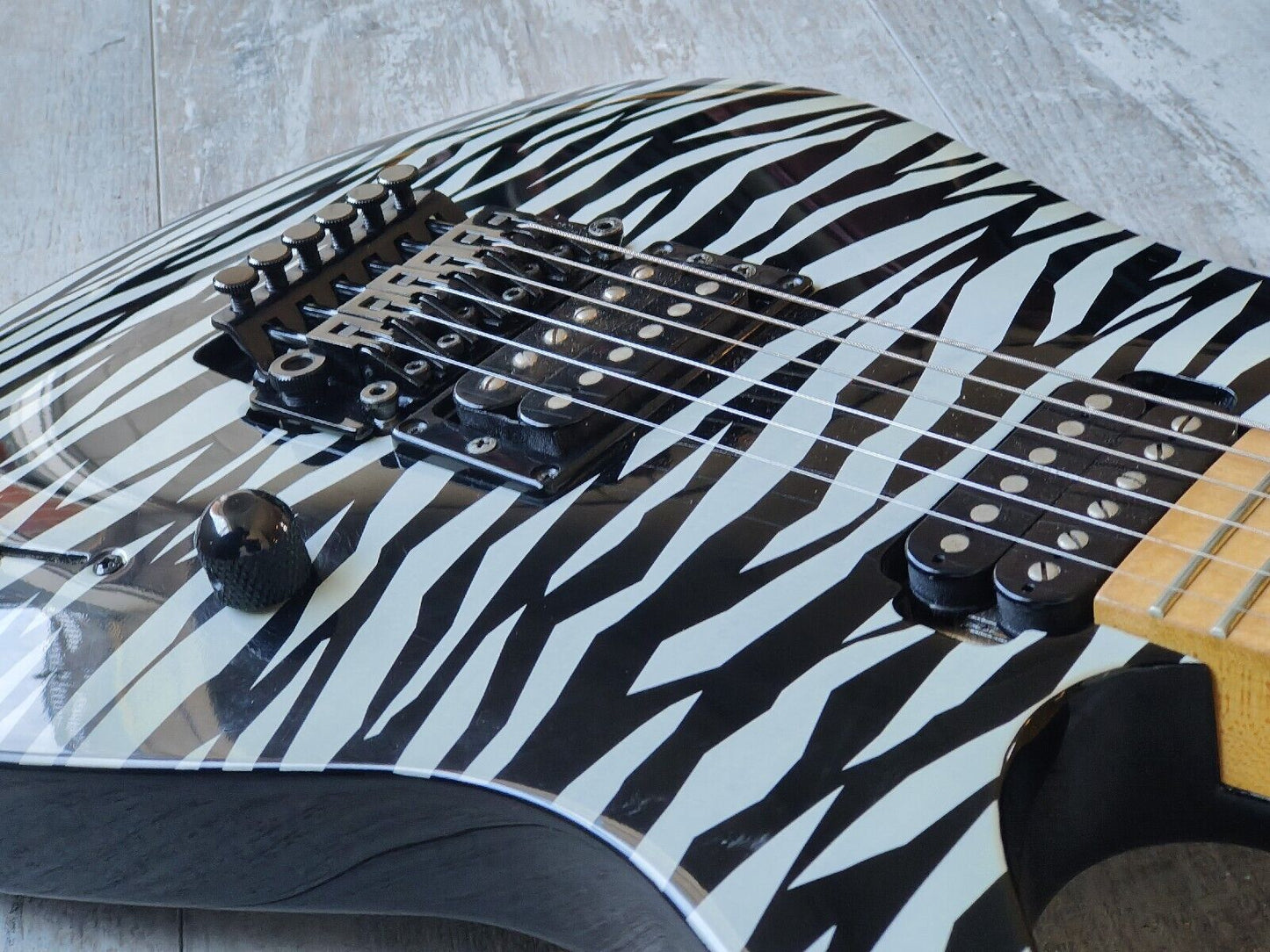 1994 Yamaha Japan MGM111 Special Edition Electric Guitar (Zebra Stripe)