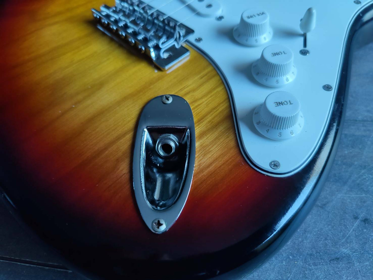 1970's Holly Japan (by Kiso Suzuki) Stratocaster (Sunburst)