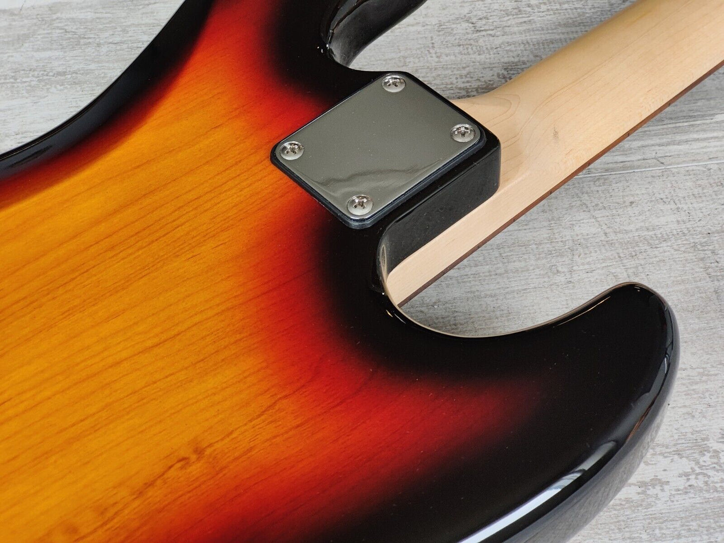 Bacchus Universe Series WJB-330 LH Left Handed Jazz Bass (Sunburst)