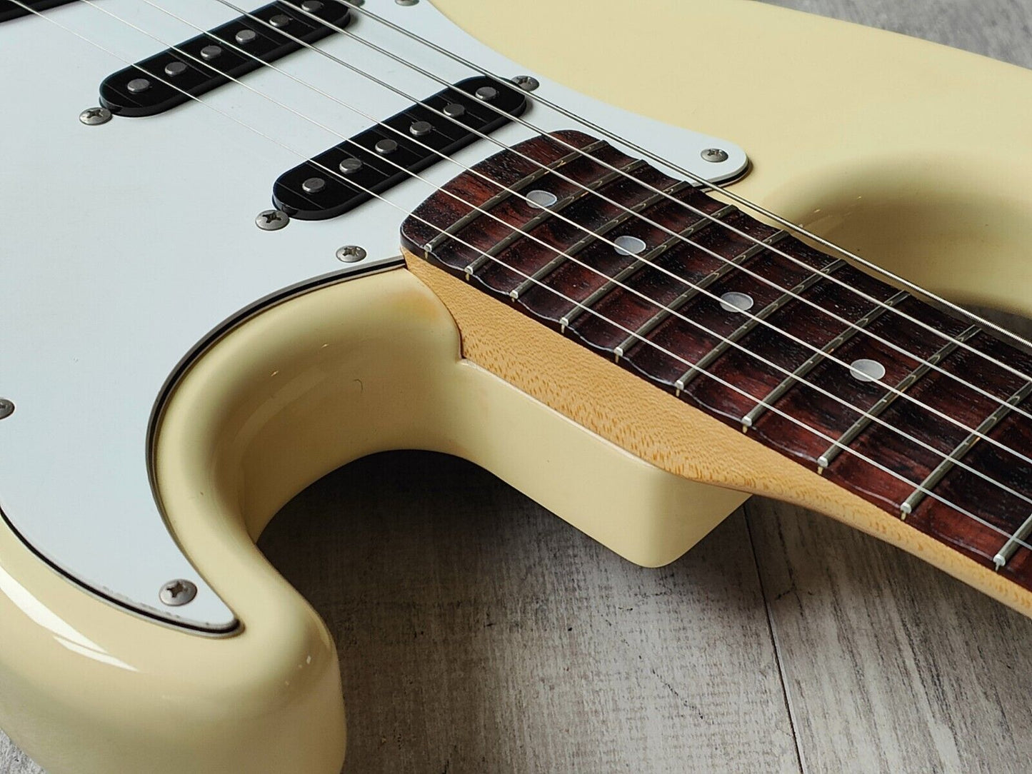 1986 Fender Japan ST72-65 '72 Reissue Blackmore Scalloped Stratocaster (White)