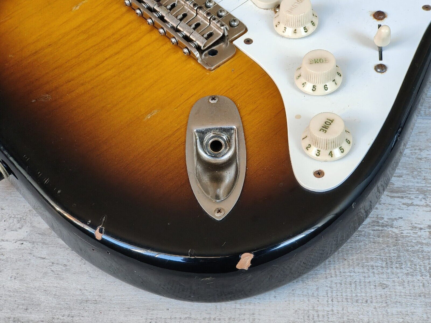 1980's Profile Silhouette Japanese '57 Style Stratocaster (Sunburst)