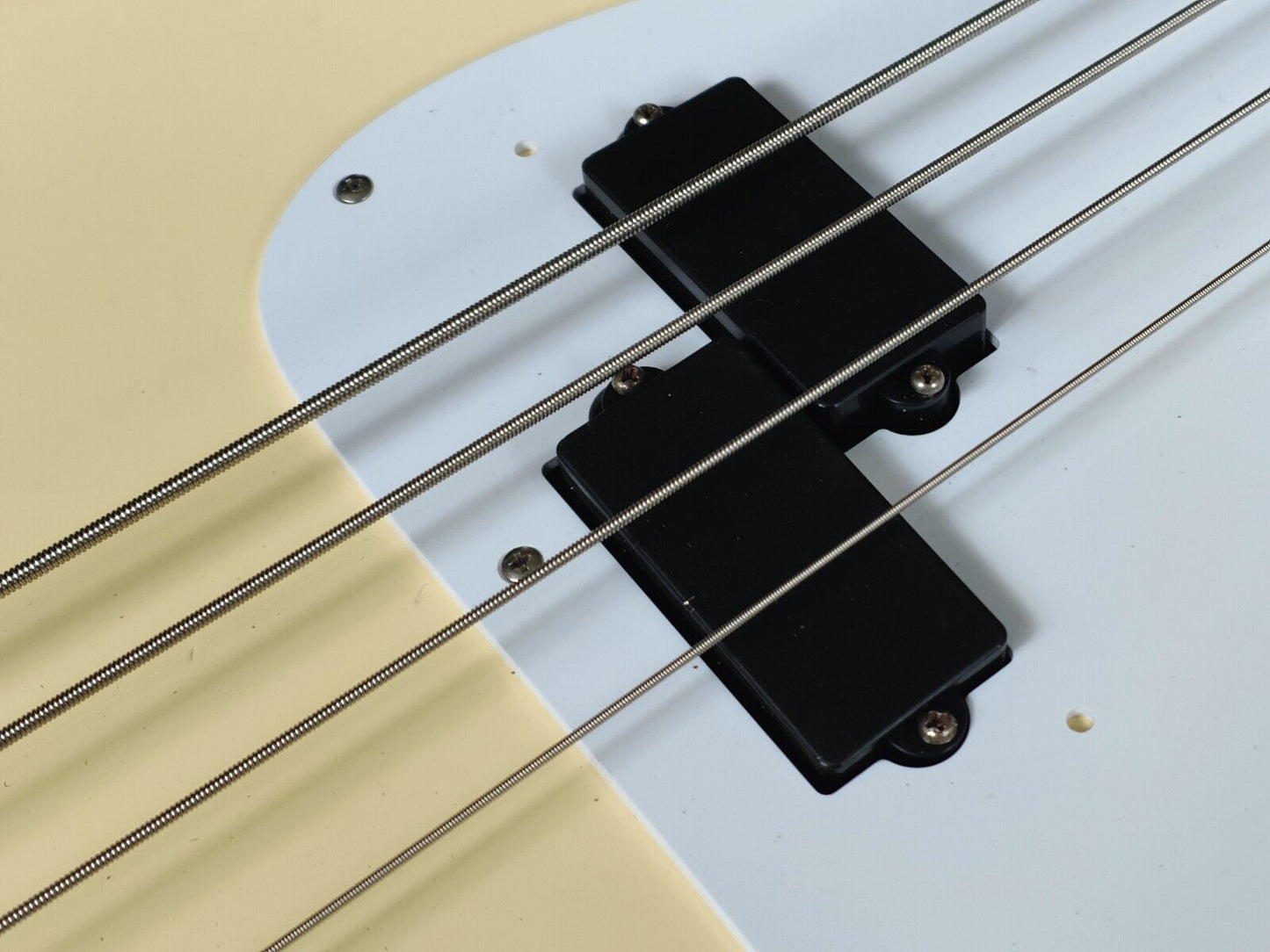 1993 Fender Japan PB62 '62 Reissue Precision Bass (Refinished Vintage White)