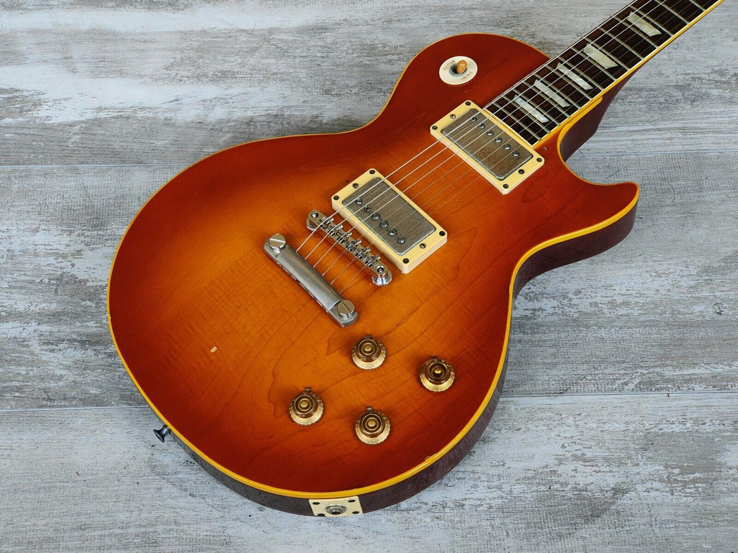 1982 Greco EG59-70 Les Paul Standard (Sunburst)