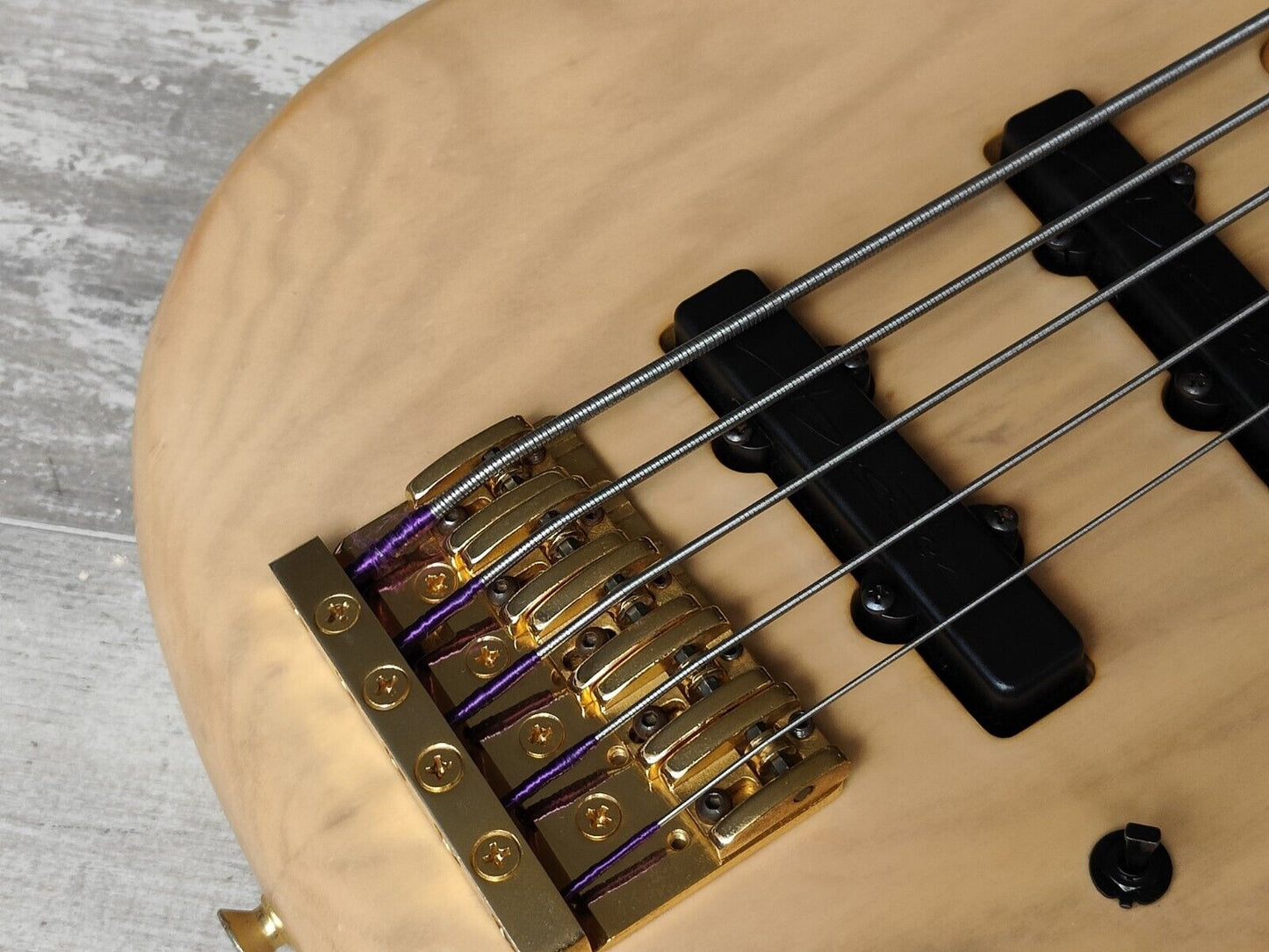 1994 Fernandes Japan FRB-125B Fretless 5-String Bass (Natural)