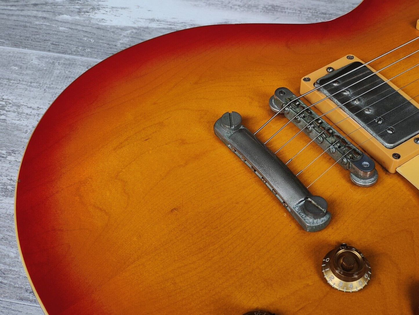 1981 Greco Japan EG-500 Super Power Les Paul Standard (Cherry Sunburst)