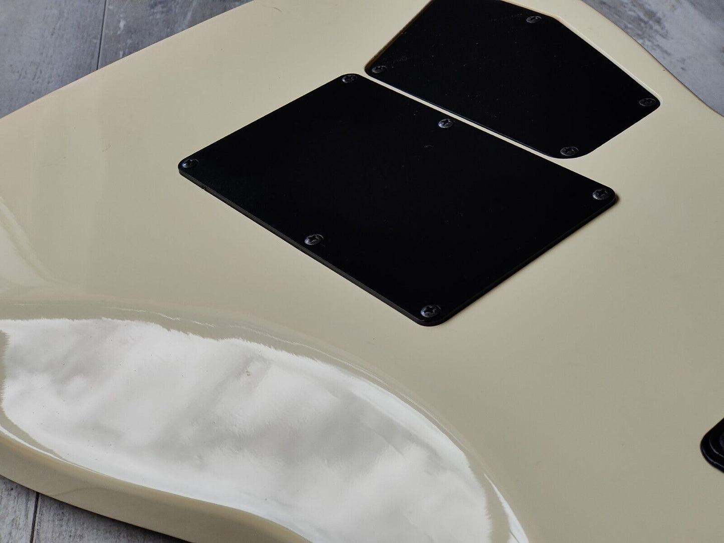 1987 Greco Japan JJ-60 HSS Superstrat (White)