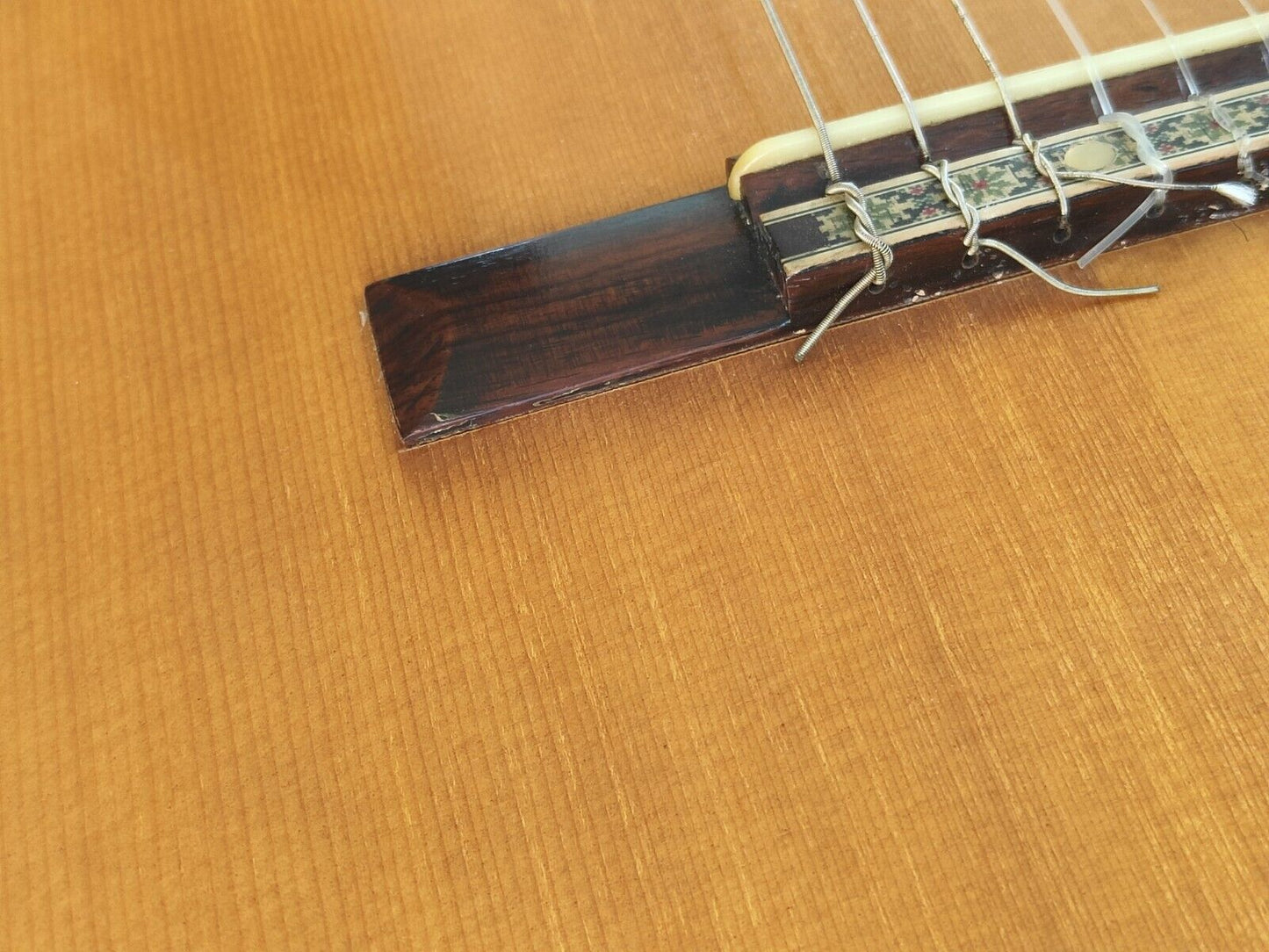 1970's Famous Japan (by Kiso Suzuki) Vintage Classical Guitar (Natural)