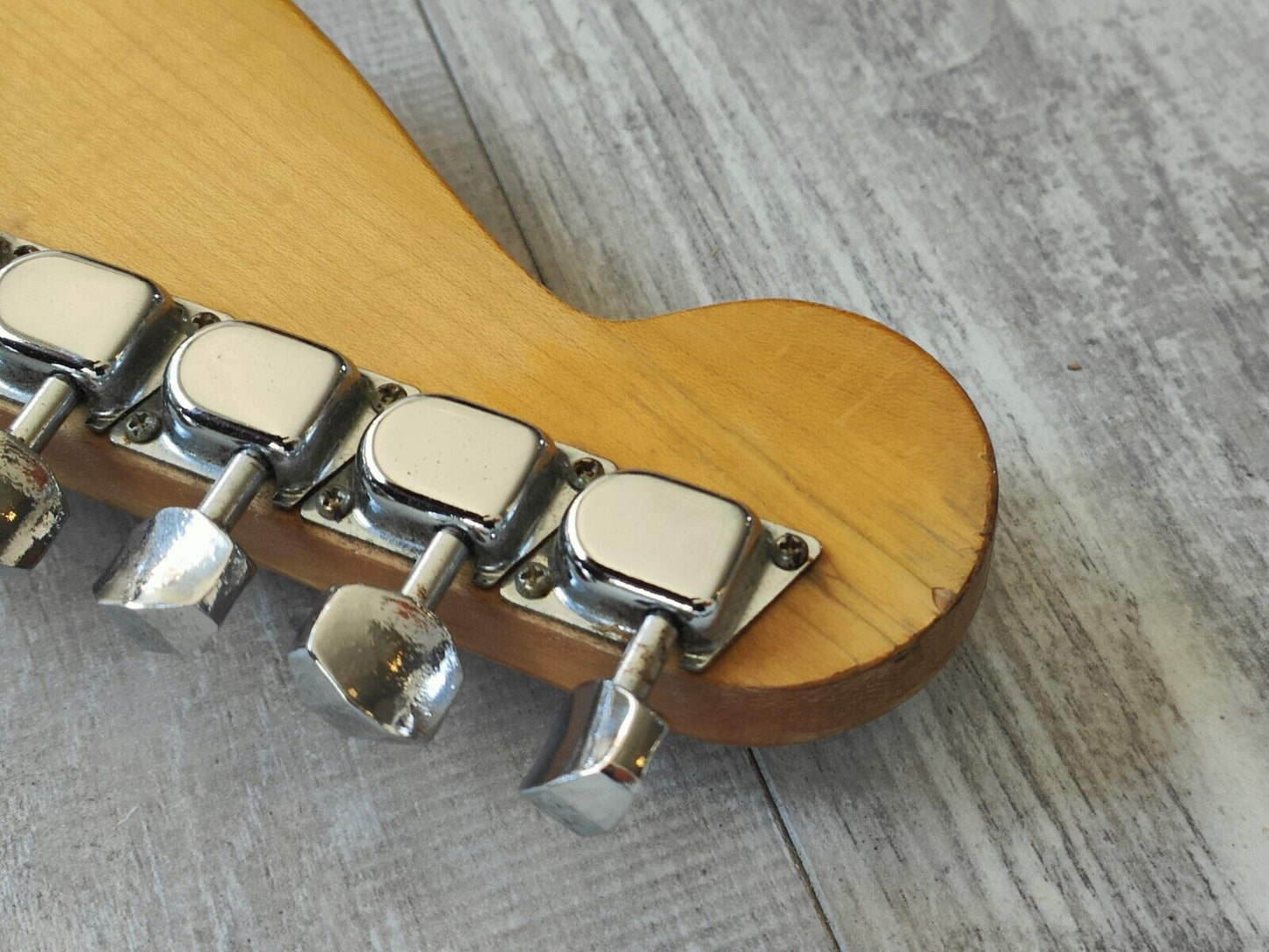 1977 Tokai Japan ST-50 '58 Reissue Springy Sound Stratocaster (Vintage White)