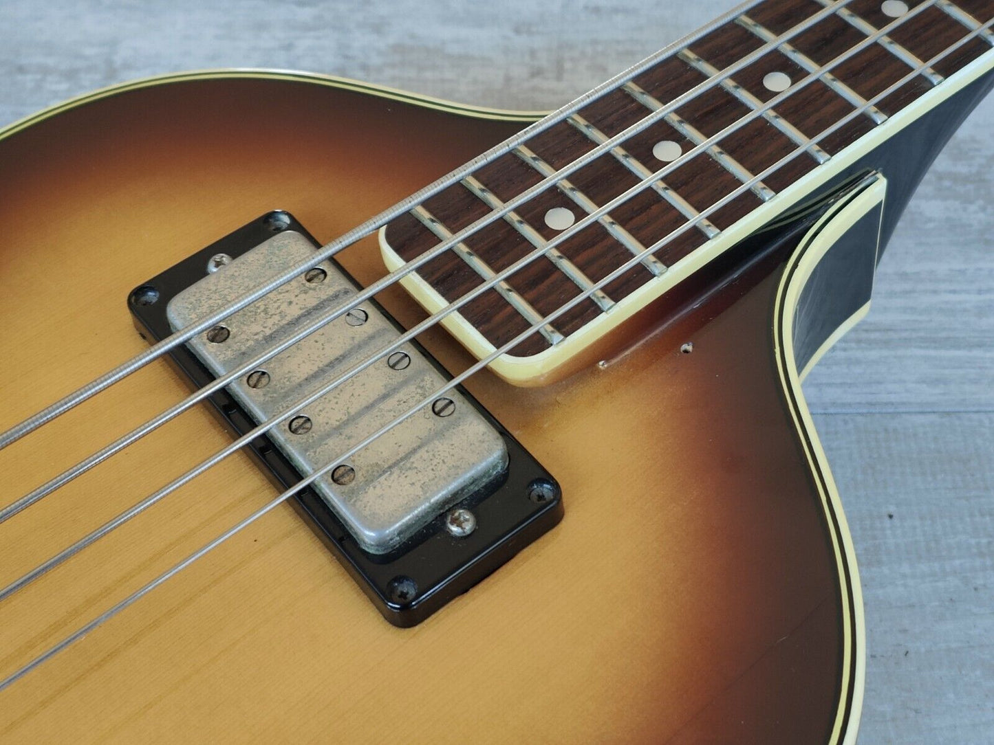 1982 Greco VB-50 Violin Beatle Bass (Brown Sunburst)