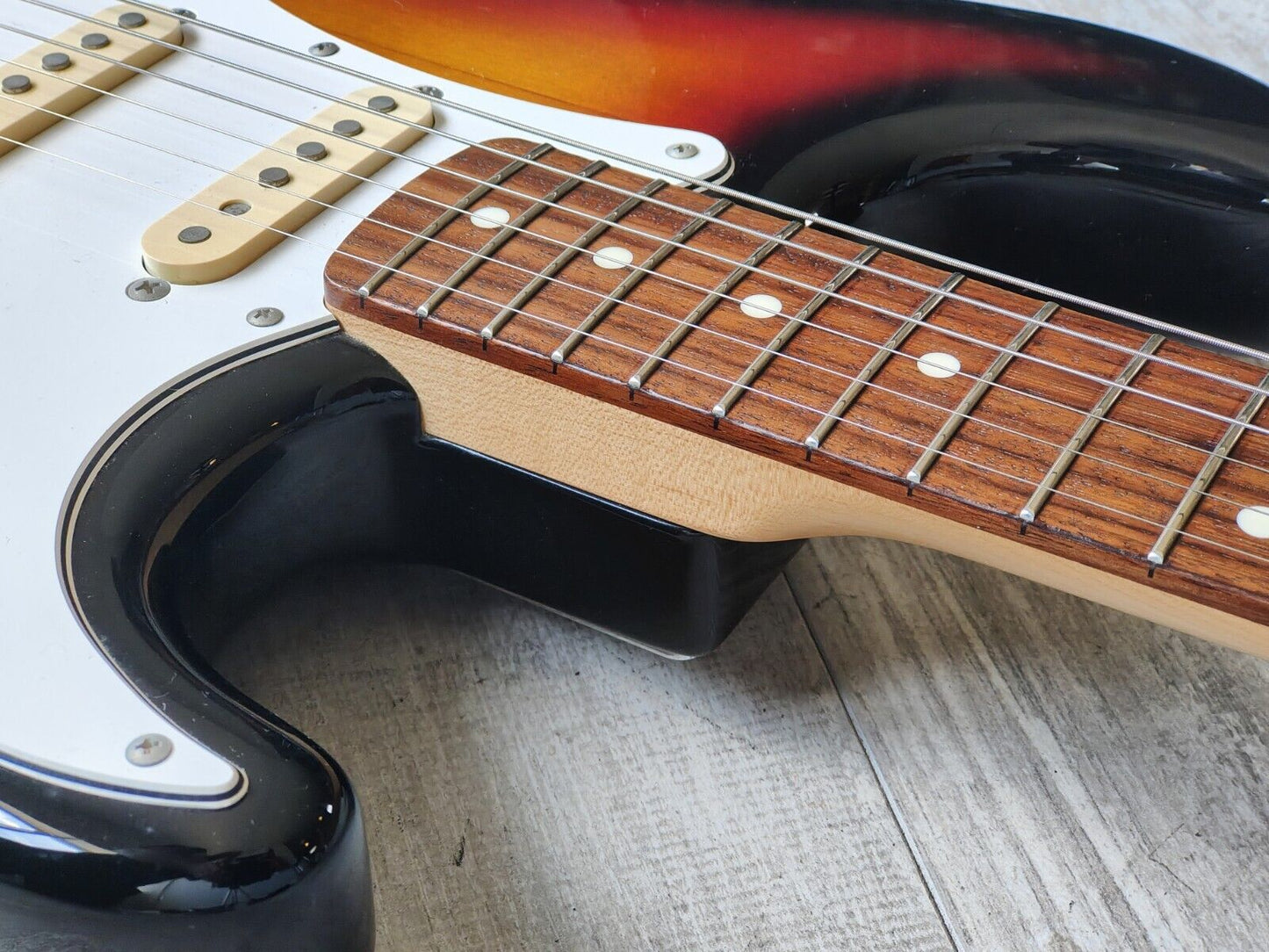 2012 Fender Japan ST-STD Stratocaster Standard (Sunburst)