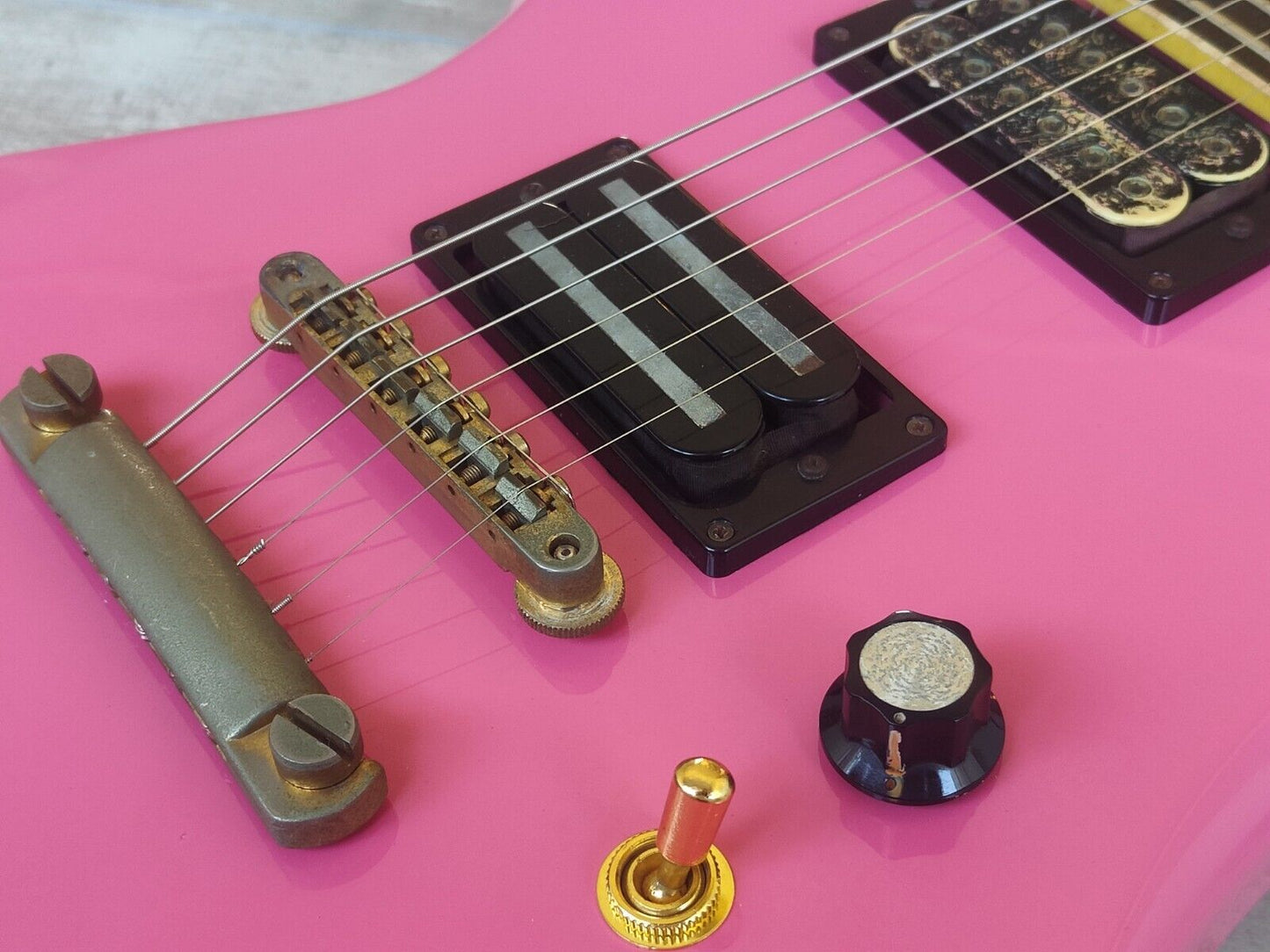 1994 Fernandes Japan MG-80x Mockingbird Hide Signature Model (Refinished Pink)