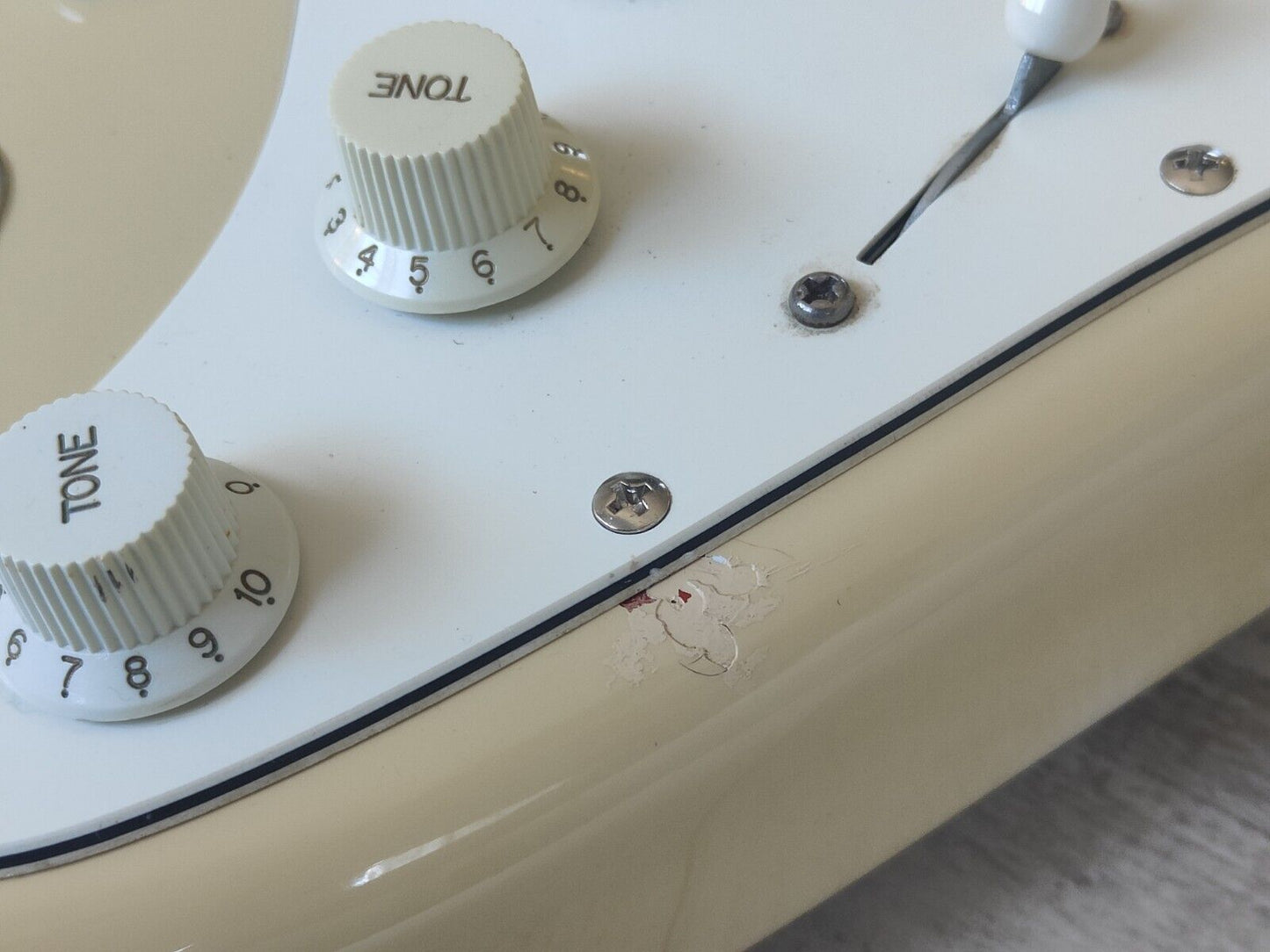 1982 Tokai Japan SS-48 Silver Star Scallop Stratocaster (Vintage Olympic White)