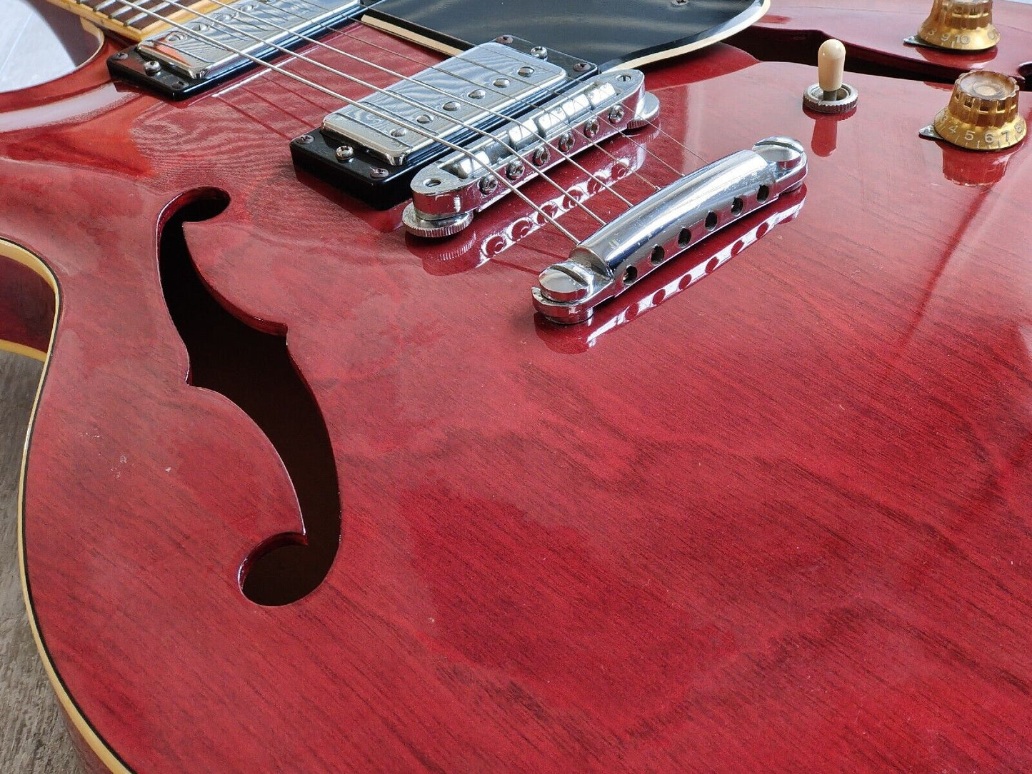 1980 Yamaha Japan SA-700 ES-335 Semi Hollowbody Electric Guitar (Persimmon Red)