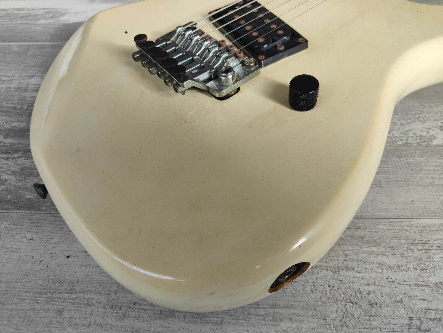 1980's Kramer Striker 100ST Superstrat (Aged White)