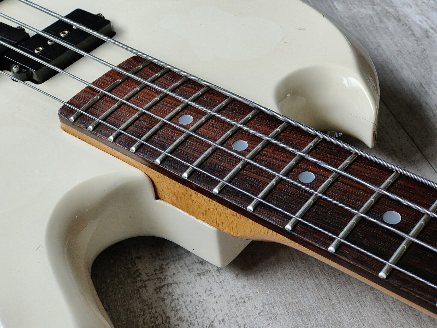 1985 BC Rich Japan NJ Series Mockingbird Bass w/Varitone (Aged White)