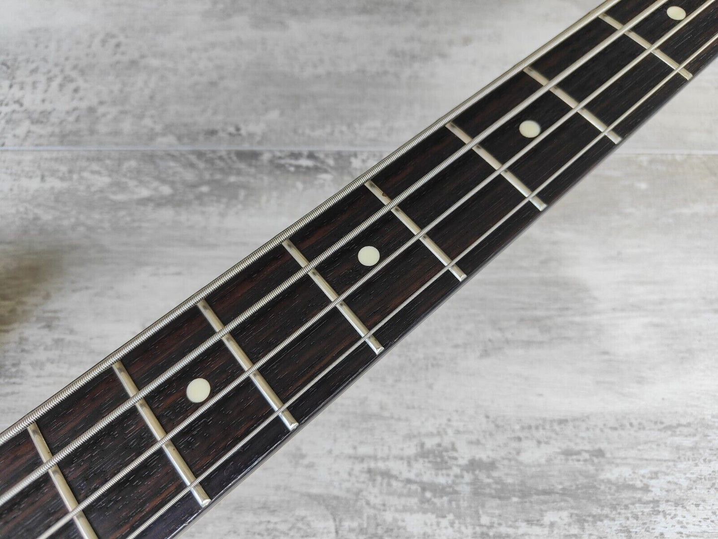 2012 Fender Japan '62 Reissue Jazz Bass (Sunburst)