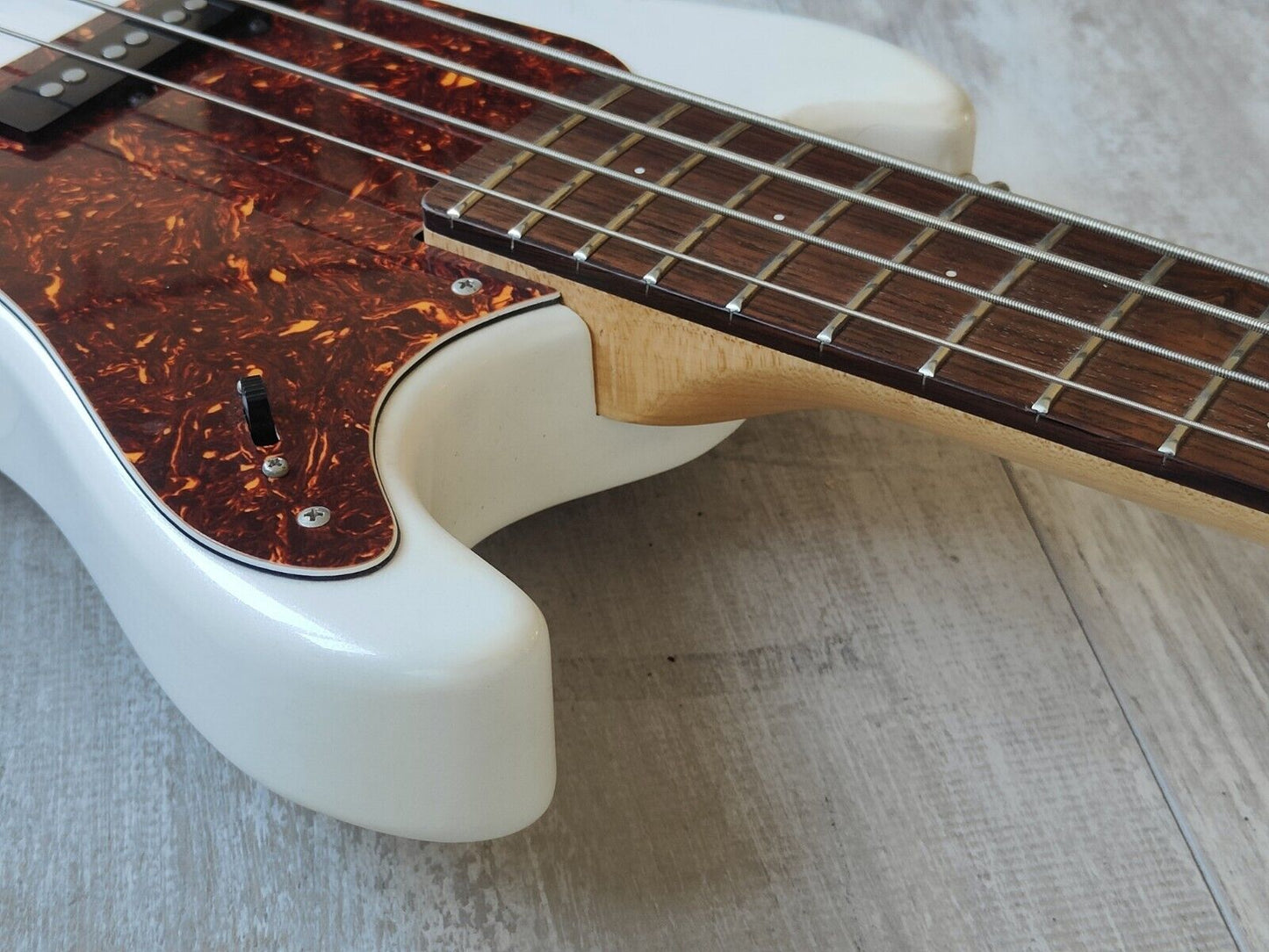 Marine Rider Mini Mosrite Travel Bass Guitar (Made in Japan)