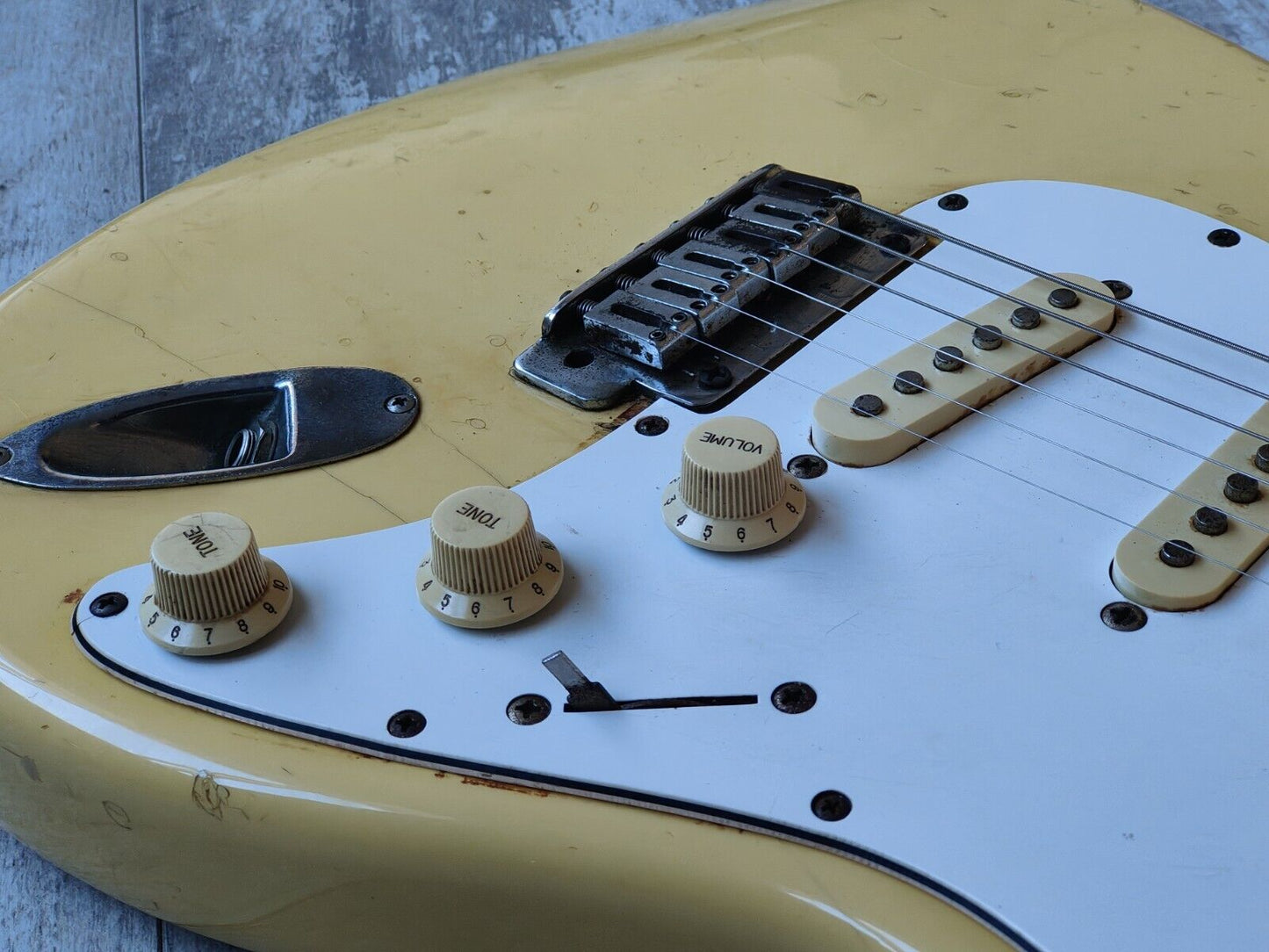 1990 Fernandes Japan FST-100 The Function Stratocaster (White)