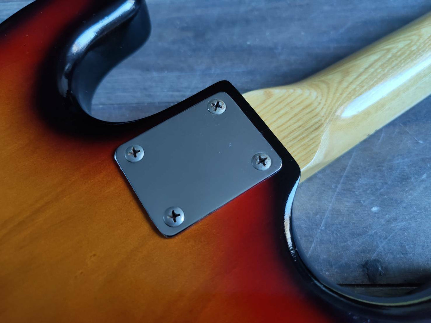 1970's Holly Japan (by Kiso Suzuki) Stratocaster (Sunburst)