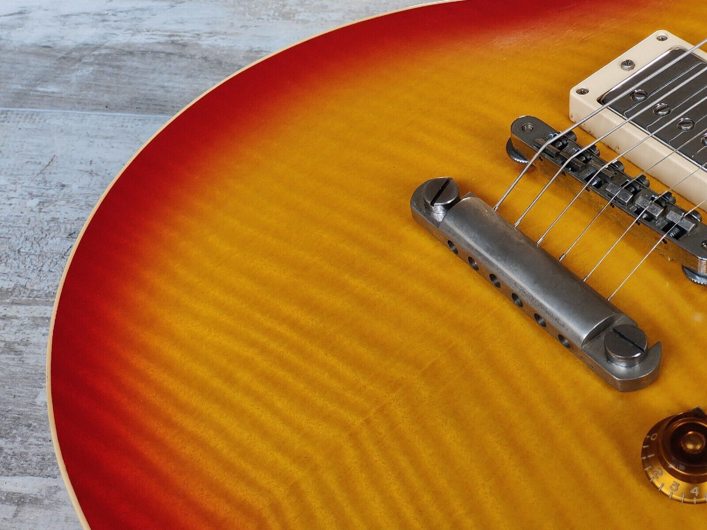 1984 Tokai Japan Love Rock TLS80 Custom Order Les Paul (Cherry Sunburst)