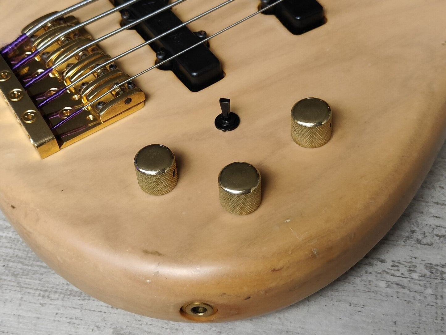 1994 Fernandes Japan FRB-125B Fretless 5-String Bass (Natural)