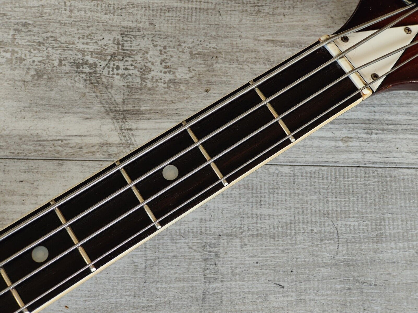 1970's Triumph Japan Violin Beatle Bass (Brown Sunburst)