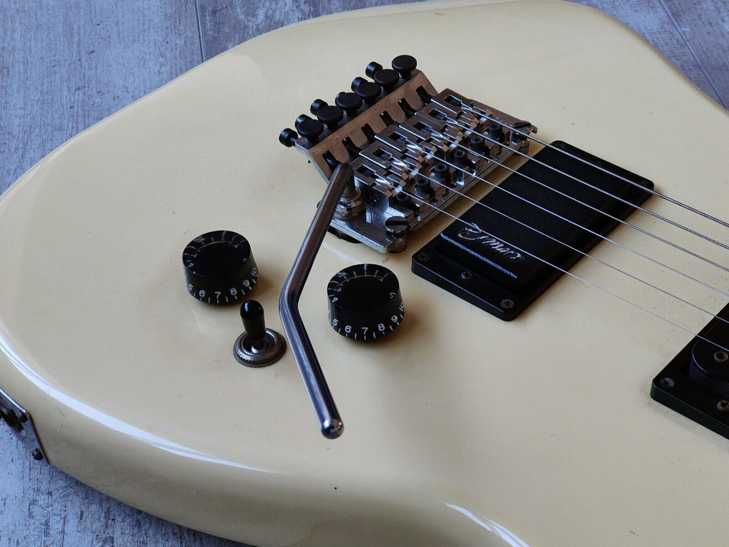 1985 Kramer Japan JK2000 Superstrat w/Floyd Rose (Aged White)