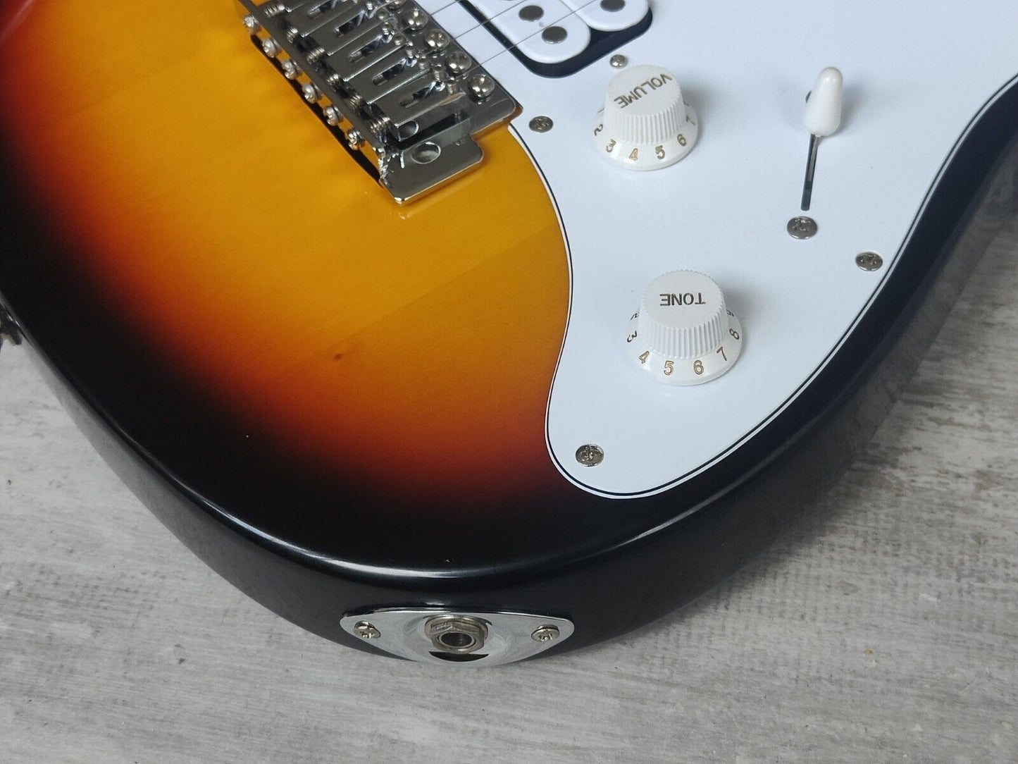 Peavey Raptor Plus HSS (Sunburst)