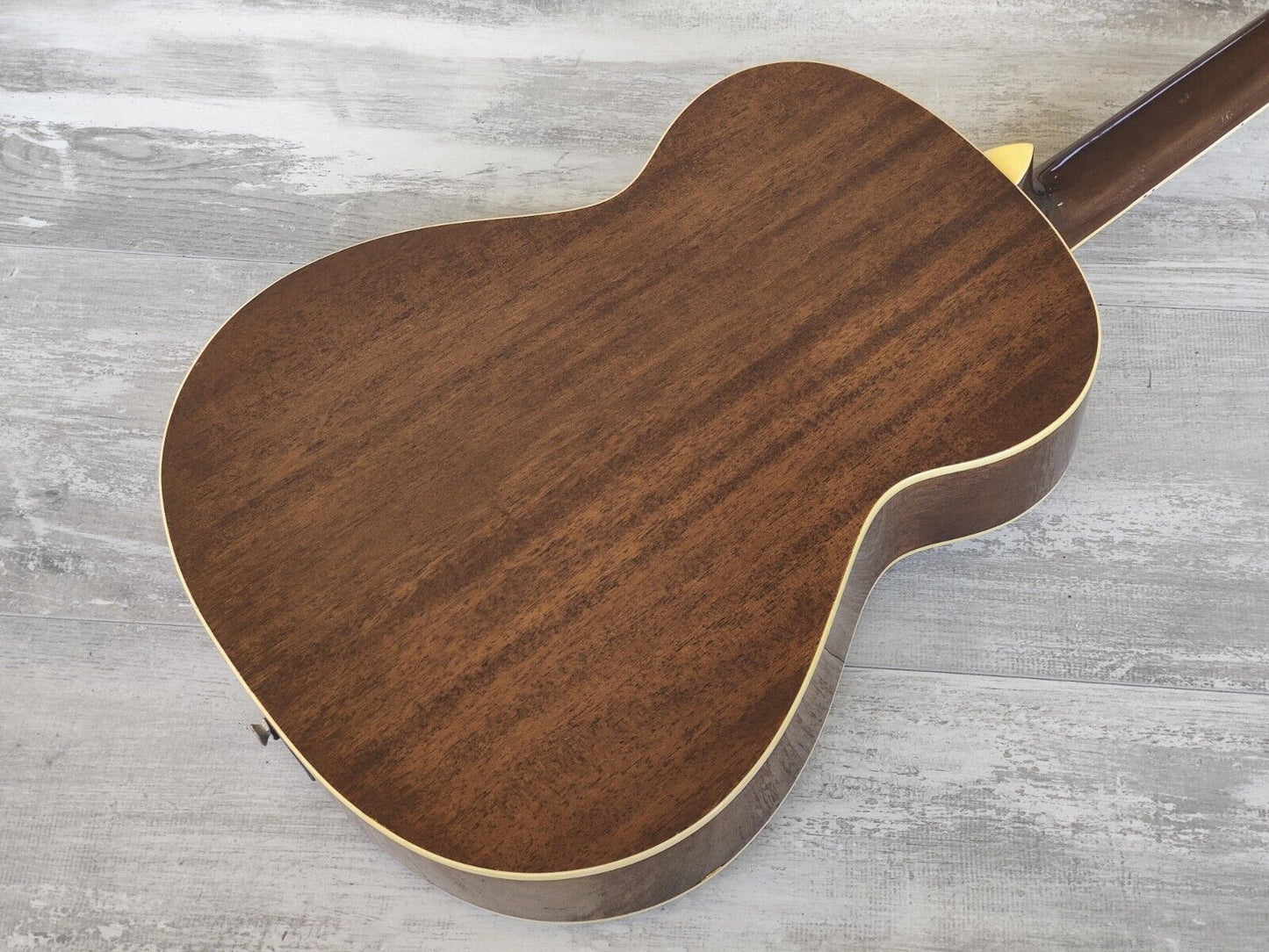 1999 Regal RD-05 Short Scale Resonator Acoustic Bass