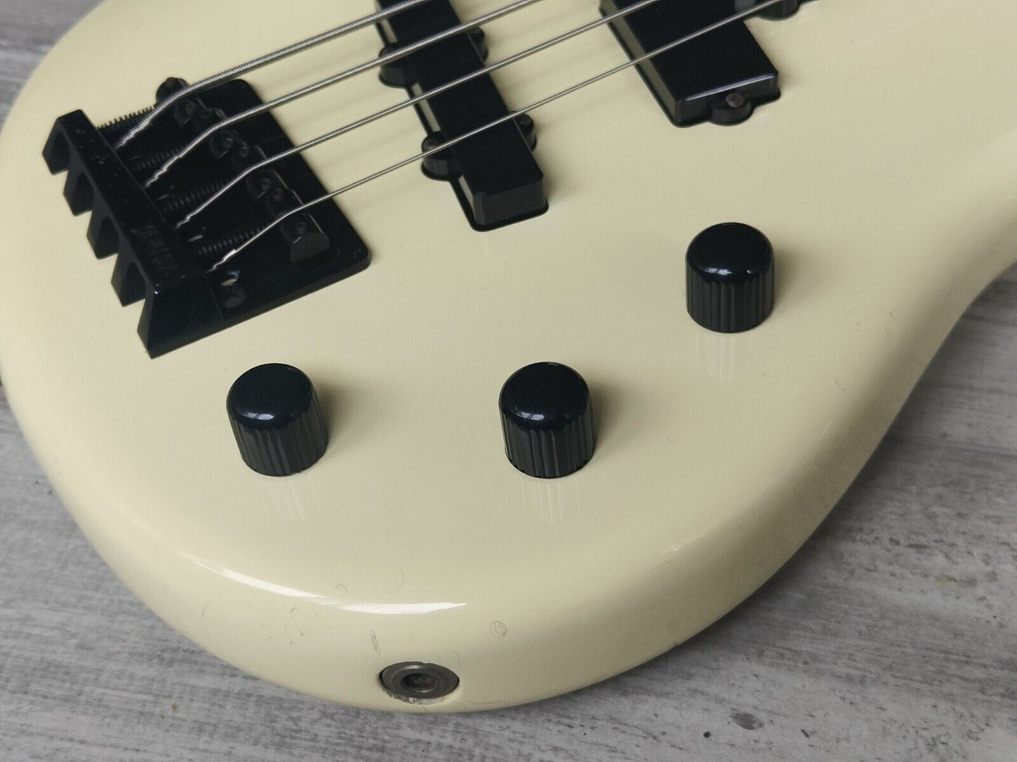1990's Yamaha Japan Motion B Series Bass (Aged White)