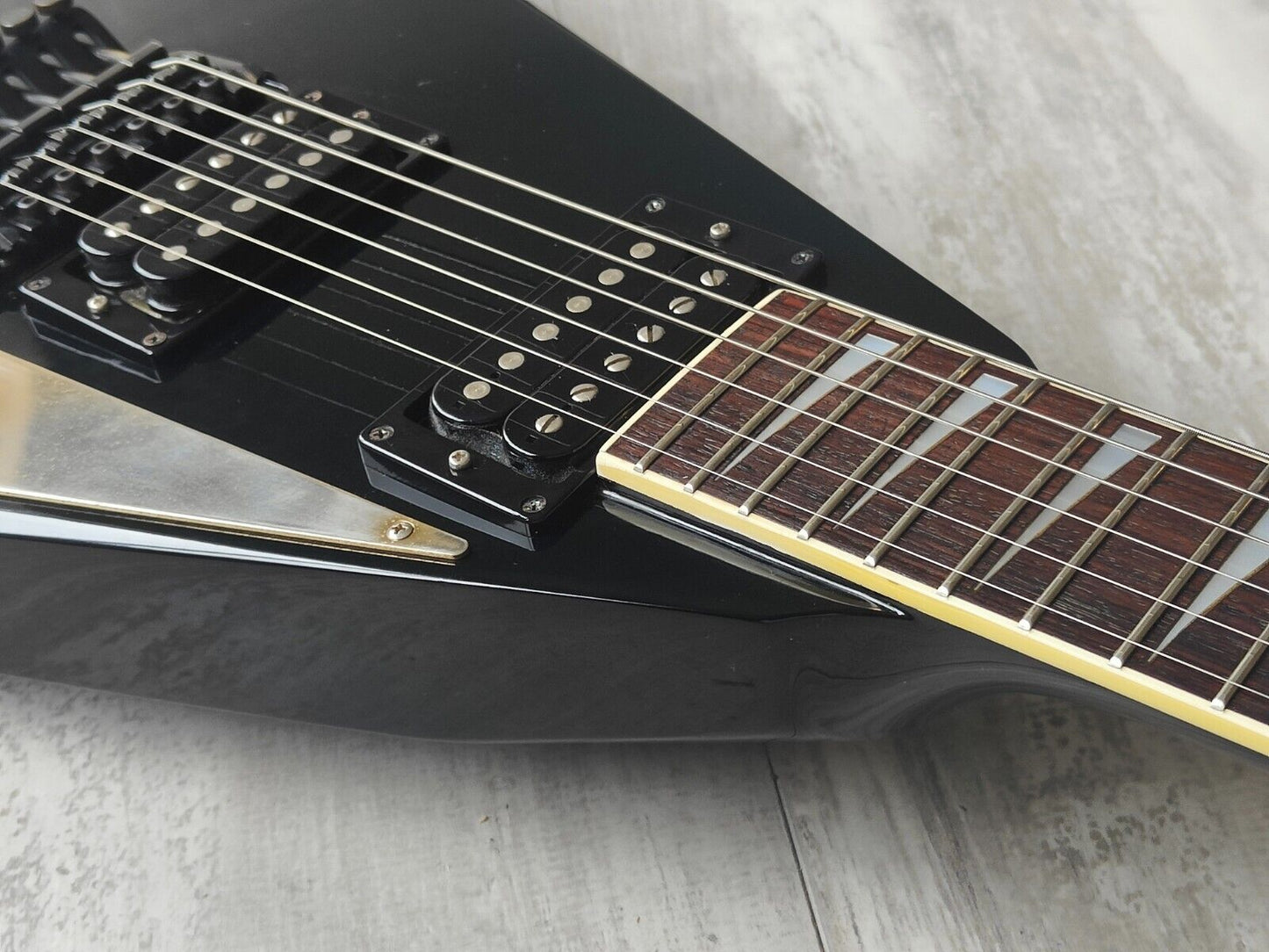 1987 Fernandes Japan JS-100 Rhoads Flying V (Black)