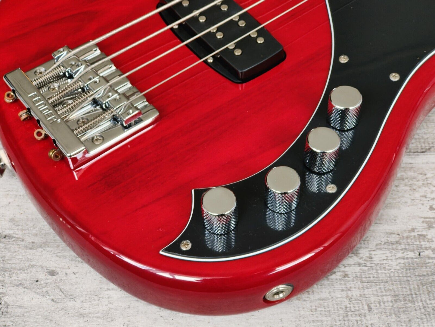 2015 Squier Dimension IV Bass (Red)
