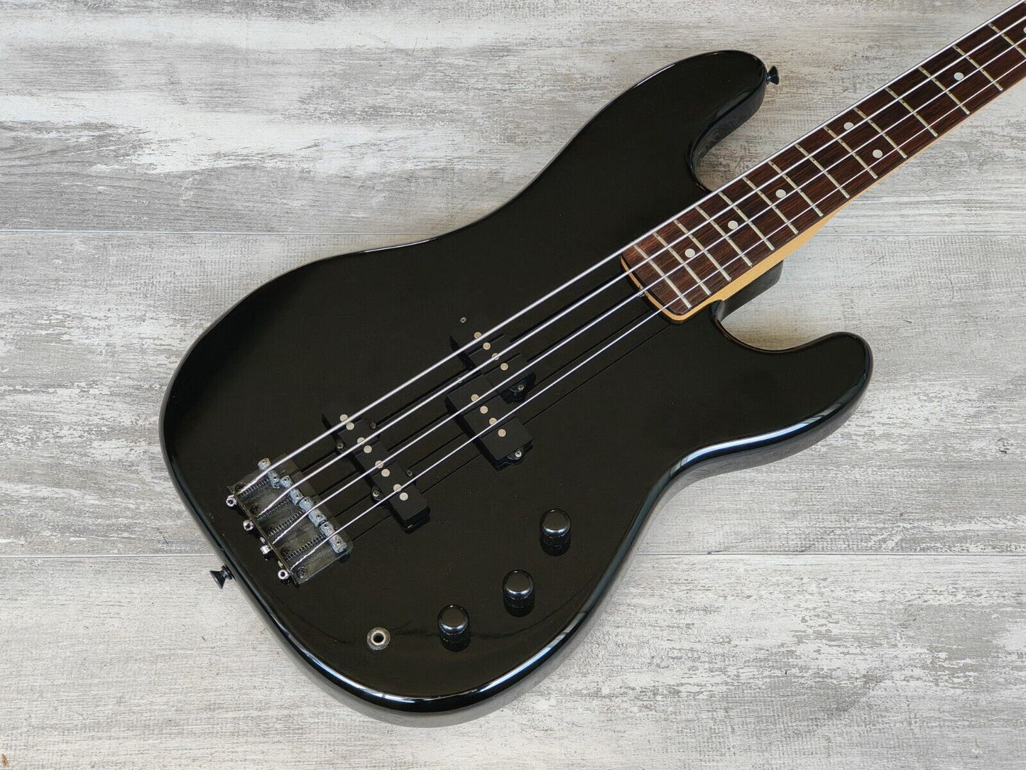 1989 Fender Japan "Jazz Bass Special" (Black)