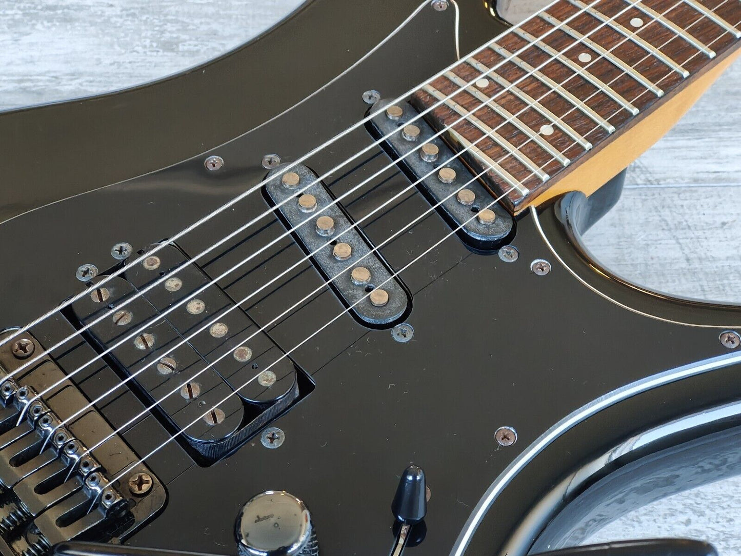 1989 Yamaha Japan MG111R HSS 26 Fret Electric Guitar (Black)