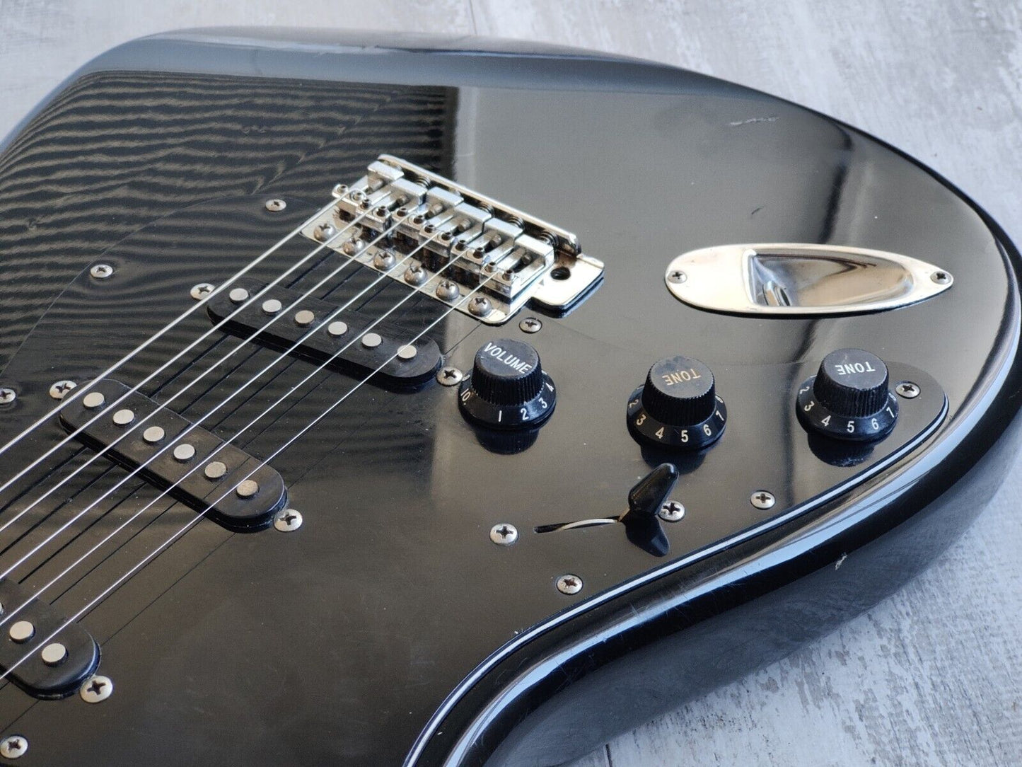 1986 Fender Japan ST72-55 LH Left Handed '72 Reissue Stratocaster (Black)