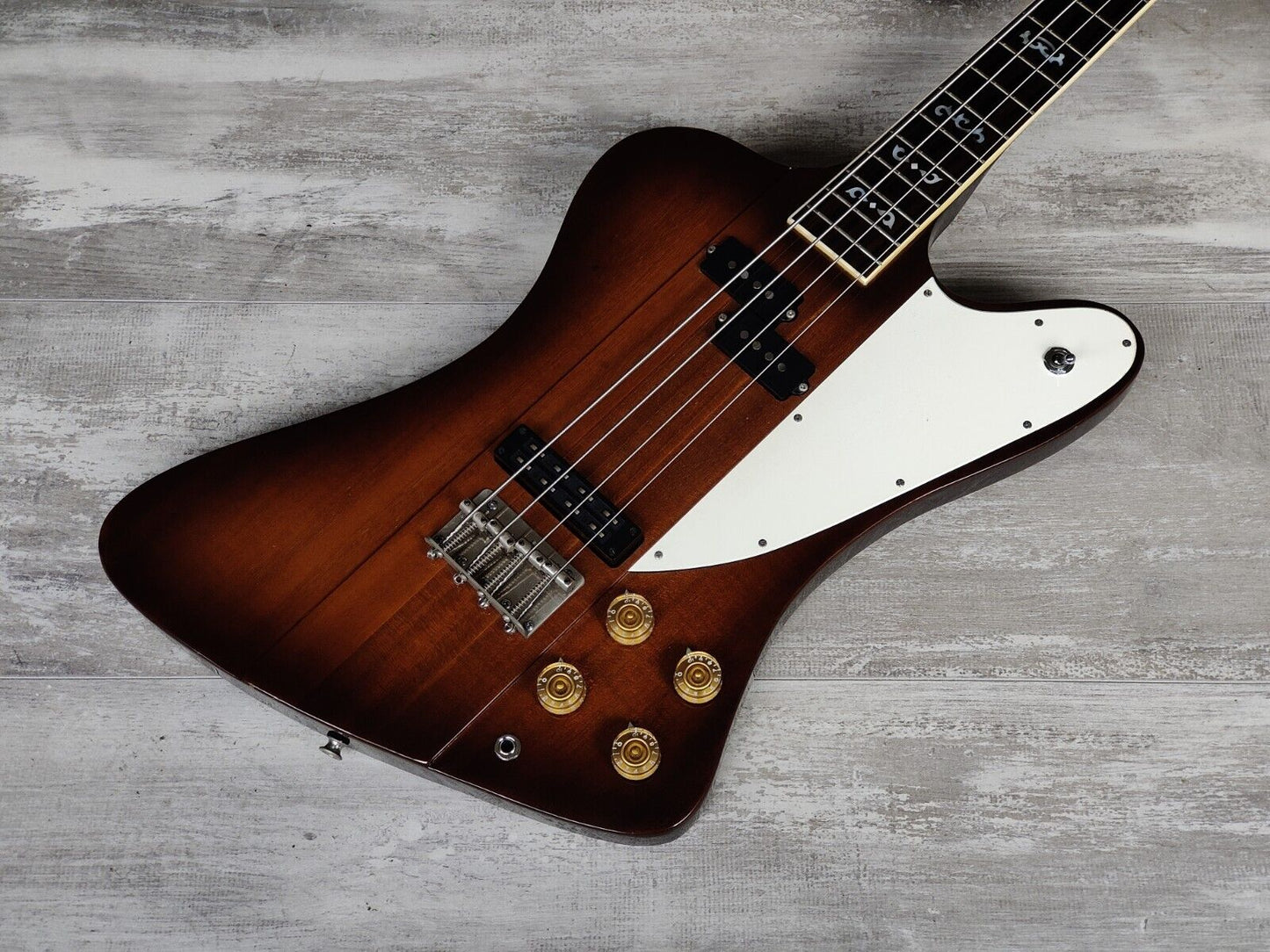1975 Greco SB-850 Suzi Quatro Thunderbird Bass (Brown Sunburst)