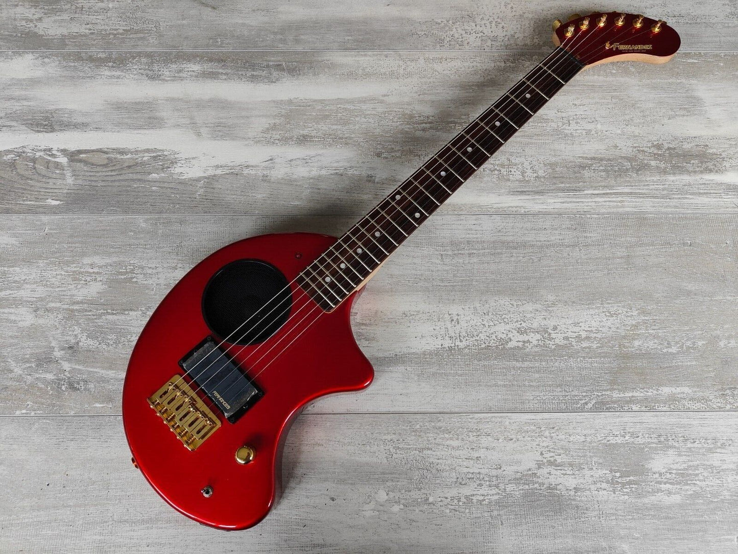 Fernandes ZO-3 Nomad Travel Guitar w/Onboard Speaker/Amplifier