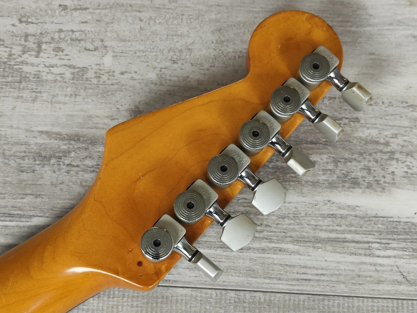 1993 Fender Japan ST62-70 '62 Reissue Stratocaster w/USA Pickups (Sunburst)