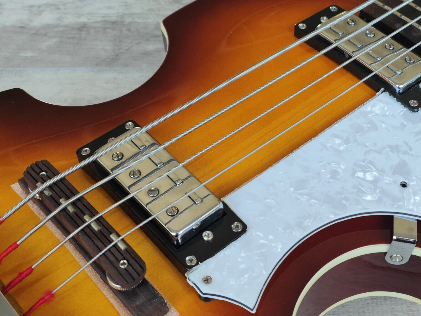 Hofner BB Hi Series Violin Beatle Bass (Sunburst)