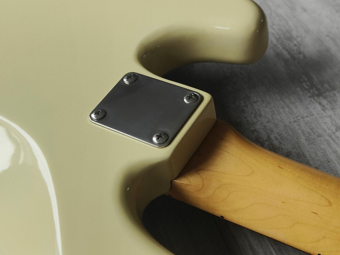 1979 Fernandes Japan FPB-60 Precision Bass (Vintage White)