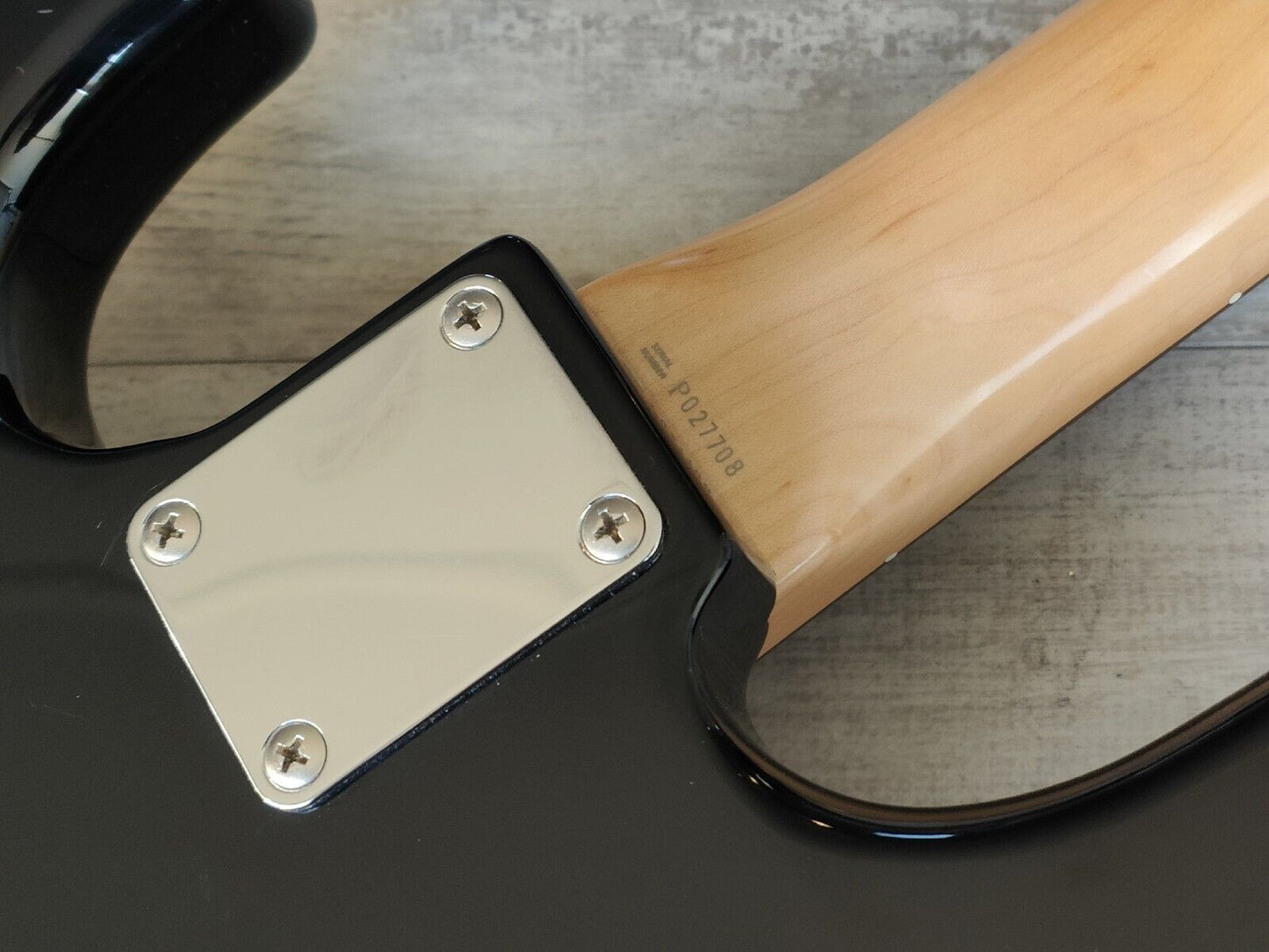 1991 Fender Japan Jazz Bass Standard (Black)