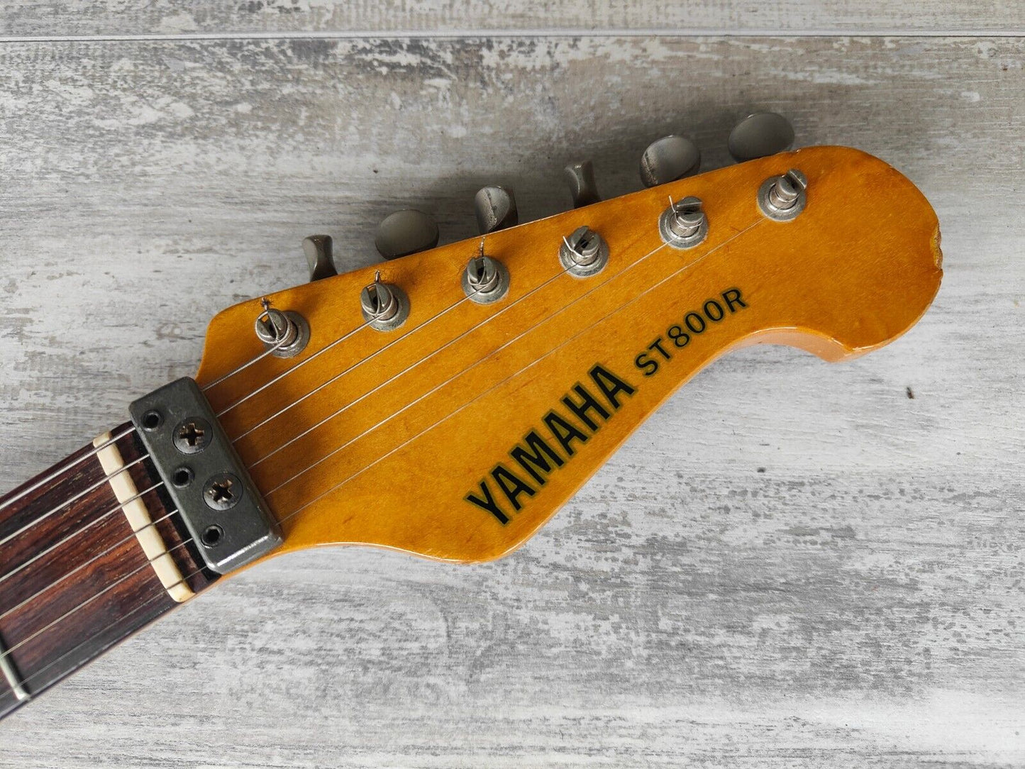 1981 Yamaha Japan ST800R Stratocaster w/Locking Nut (Candy Apple Red)