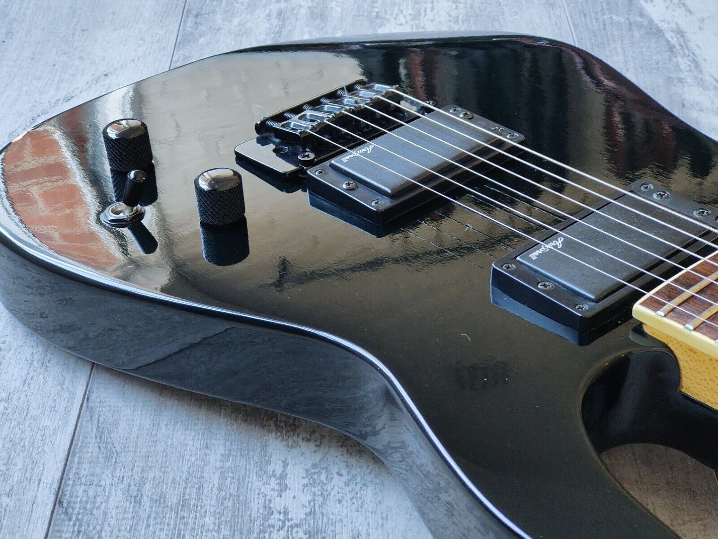 1988 Aria Pro II XR Series XR-ST-2 Dinky Style Superstrat (Black)