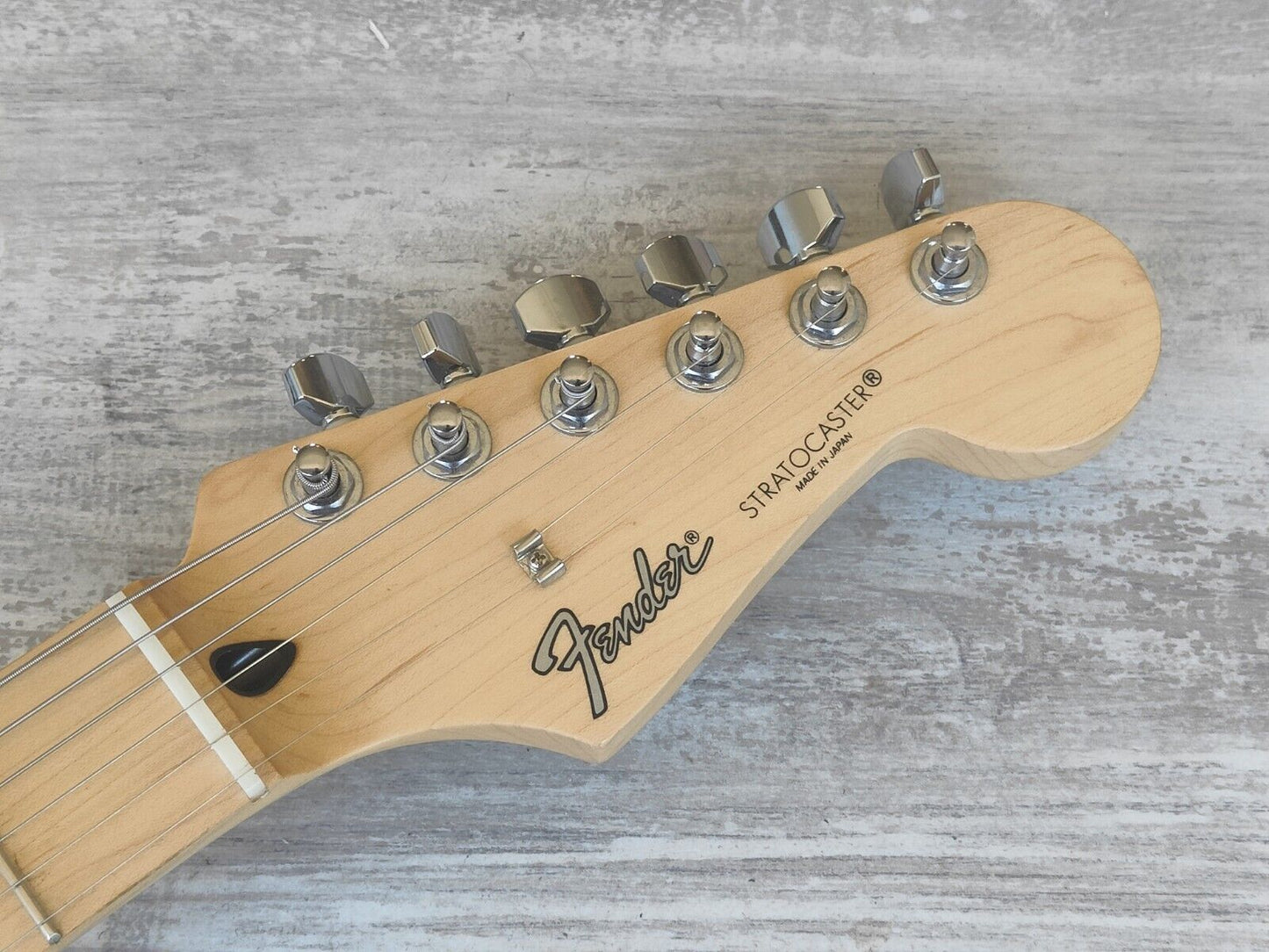 2005 Fender Japan Stratocaster Standard (Sunburst/Maple)