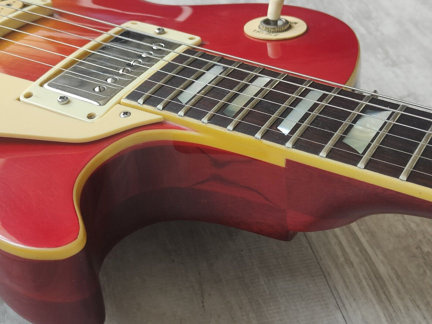1970's Camel Japan Les Paul Standard (Cherry Sunburst)