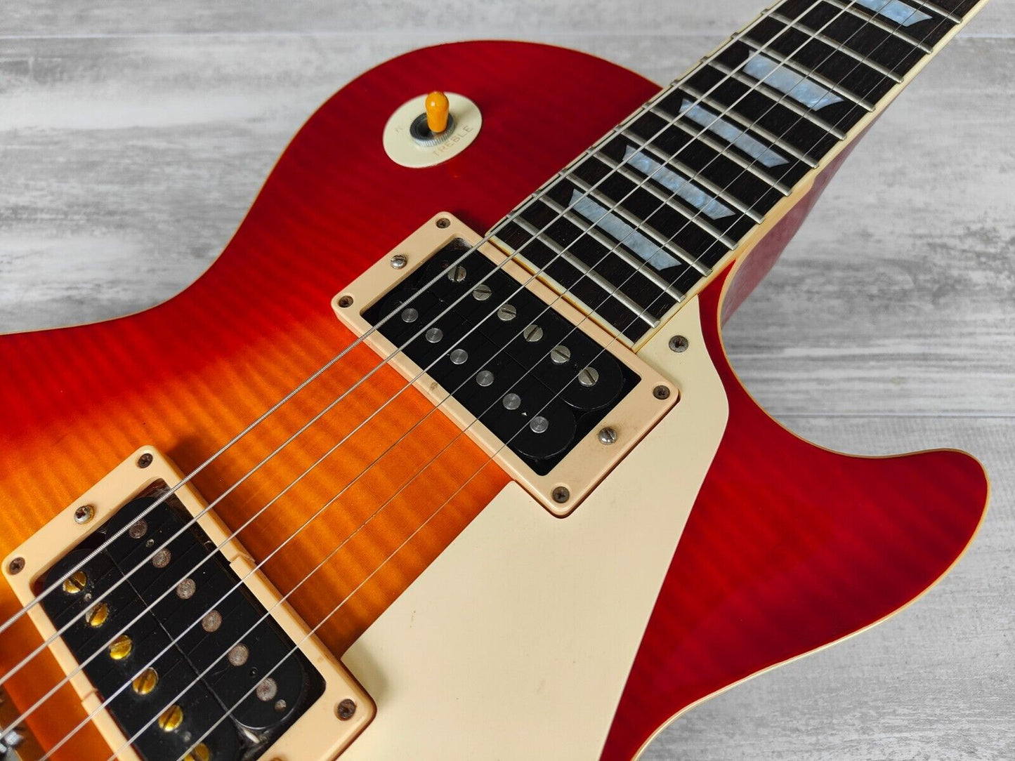 1985 Grandy (By Tokai) Japan Love Rock GLS-65 Les Paul (Sunburst)