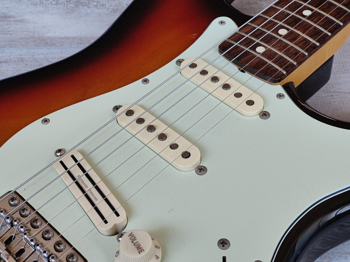 1993 Fender Japan ST62-70 '62 Reissue Mod Stratocaster w/USA Pickups (Sunburst)