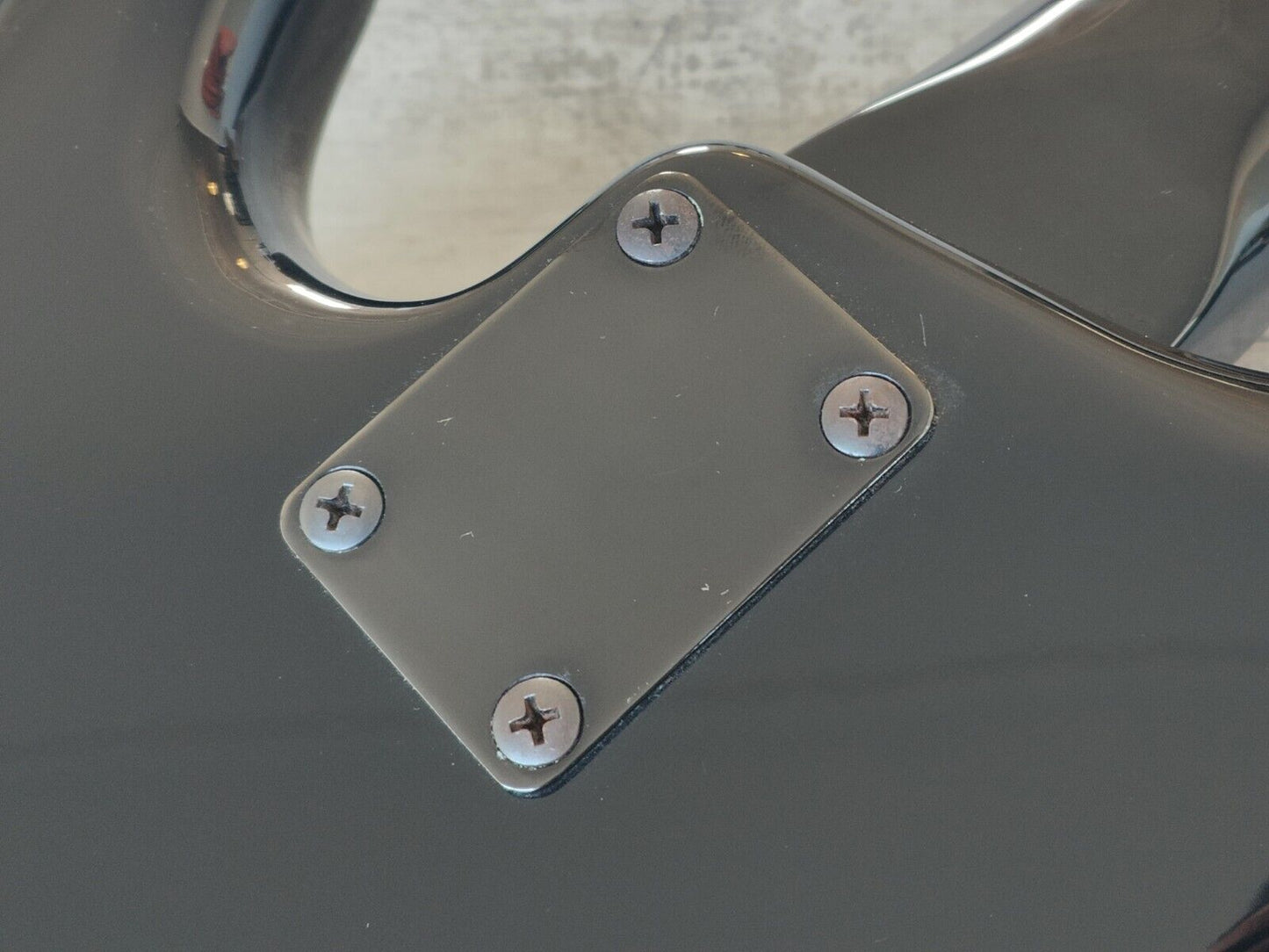 1980's Yamaha Japan MBX Motion B Headless Medium Scale Bass (Black)